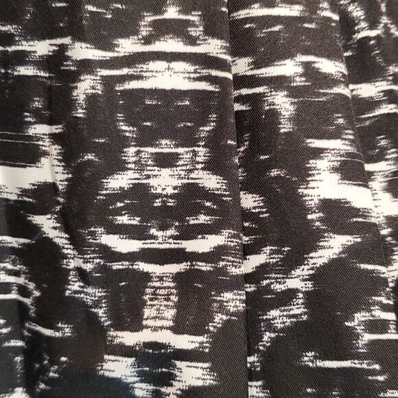 J.Crew black and white full pleated skirt - Picture 2 of 7